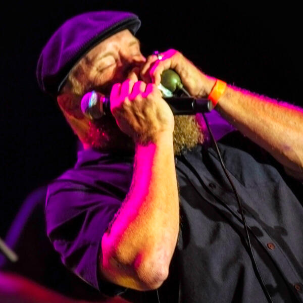 RON YAROSZ